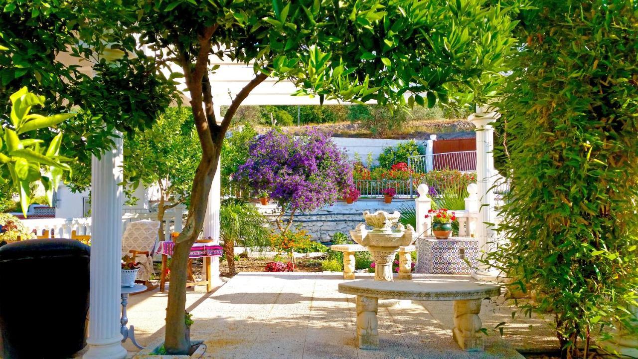אורגיווה Villa Adelaida מראה חיצוני תמונה